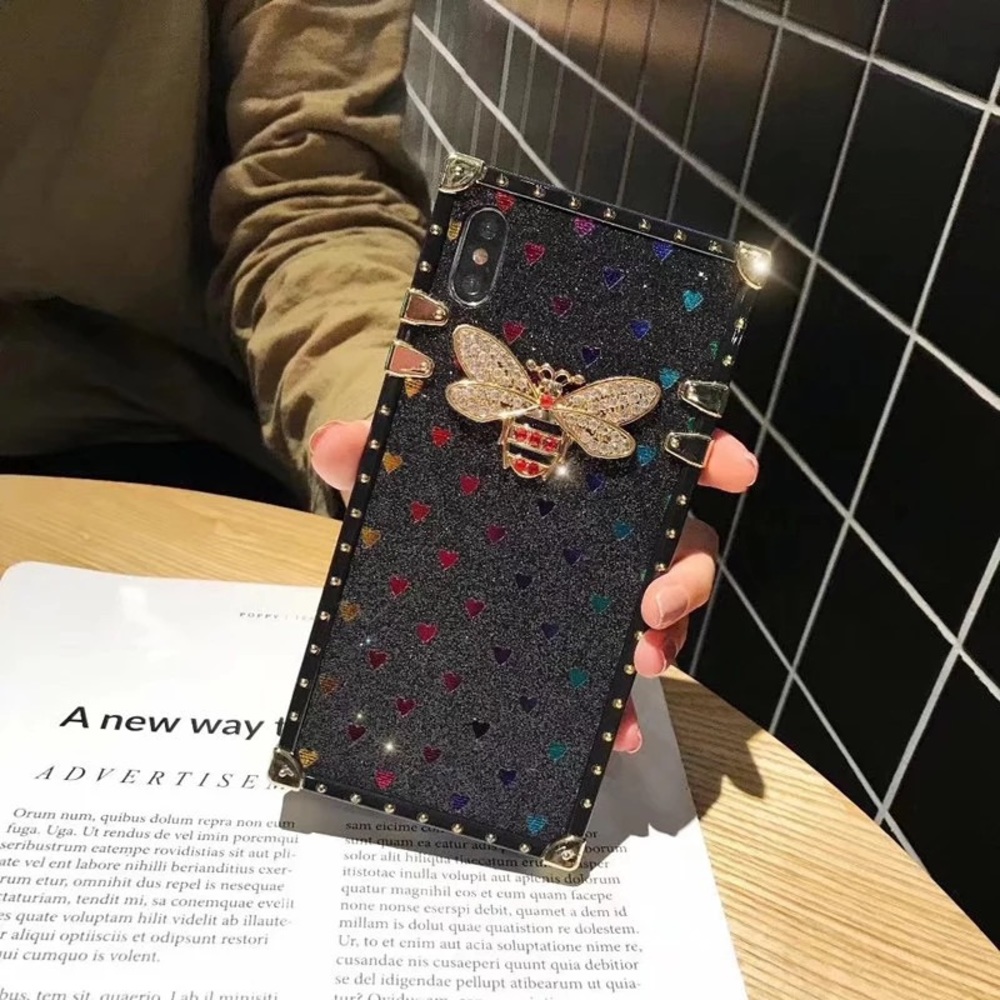 iPhone XR phone cases - Picture 2 of 4